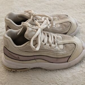 Great Condition: Nike Air Max 95 Kids 10